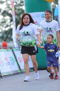 BIB: 
                            <button type="button" onclick="openModal(3655947)" class="btn btn-primary btn-sm float-right btn-popup" data-toggle="modal" data-target=".modal-high-quality">
                        <i class="fas fa-shopping-cart"></i> Add to Cart
                    </button>
                                            <button type="button" onclick="isThisMe(3655947, true)" class="btn btn-success btn-sm float-right btn-popup btn-isme hidden" data-toggle="tooltip" data-placement="bottom" title="นี่คือรูปของคุณใช่ไหม คลิกที่นี่เพื่อเอาเข้าอัลบั้ม">
                        <i class="fas fa-plus"></i> Add to album
                    </button>
                    <button type="button" onclick="isThisMe(3655947, false)" class="btn btn-warning btn-sm float-right btn-popup btn-isnotme hidden">
                        <i class="fas fa-ban"></i> Remove from album
                    </button>